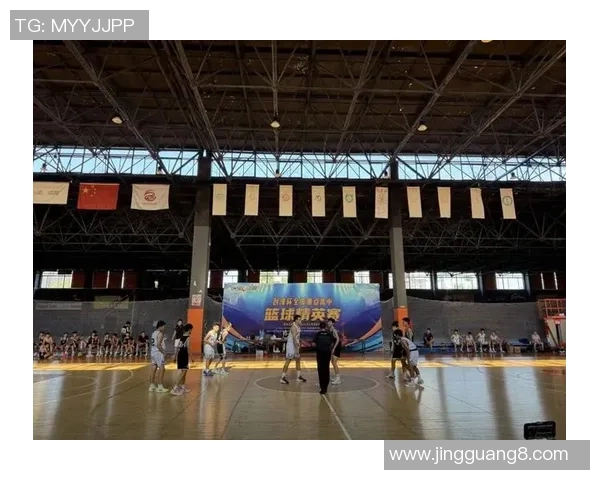 上海篮球队在城市联赛中的灵活性表现与战术创新分析